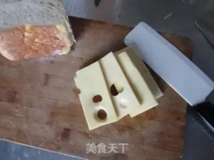 Make Egg cheese sandwich step 0