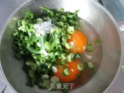 Make Egg cheese sandwich step 1