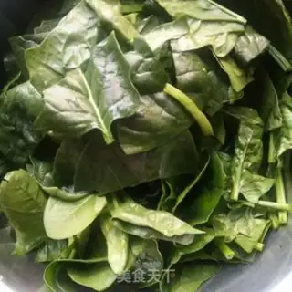 Make Carrot and spinach fans step 2