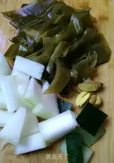 Make Pork soup step 2