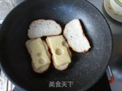 Make Egg cheese sandwich step 7