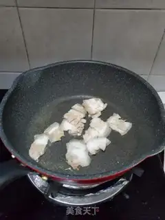 Make Five flowers and fried bamboo step 1