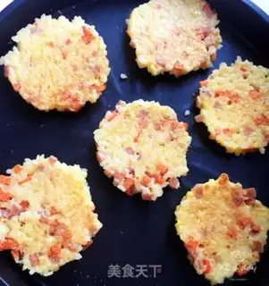 Make Gold rice omelet step 7