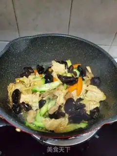 Make Five flowers and fried bamboo step 5