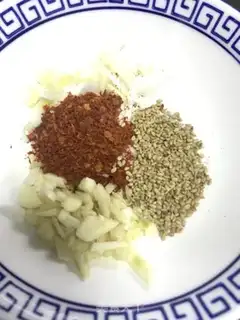 Make Sour soup dumplings step 0