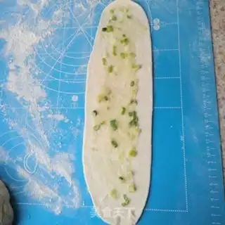 Make Hand grab cake step 5