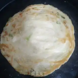 Make Hand grab cake step 11