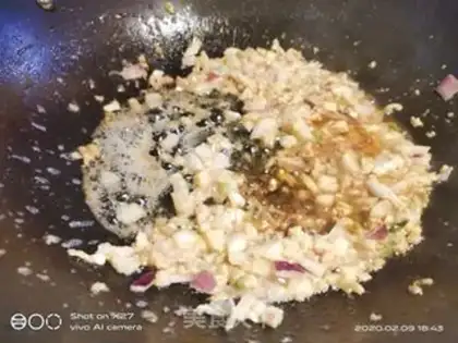 Make Meatloaf onion fried rice step 3
