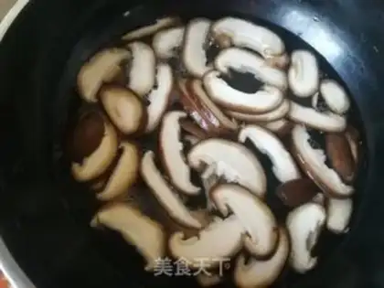 Make Dutch carrot fried mushrooms step 2