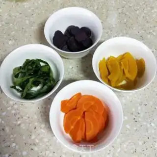 Make Five-colour soup step 2