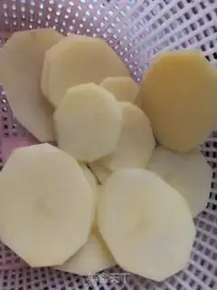 Make Potato noodles step 0