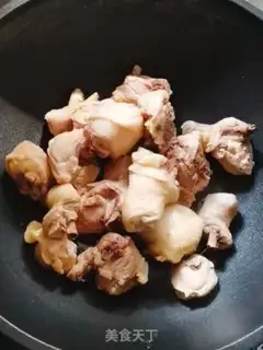 Make Dry the chicken leg step 2