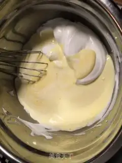 Make Strawberry cream cake step 8