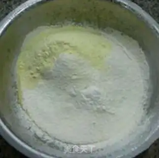 Make A macaroni tea cake step 4