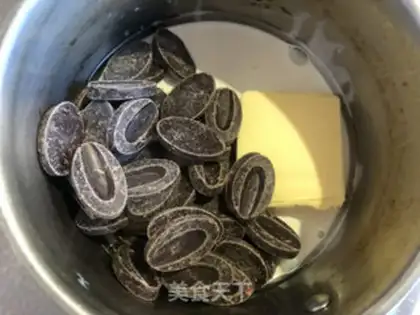 Make Milk chocolate soup step 0