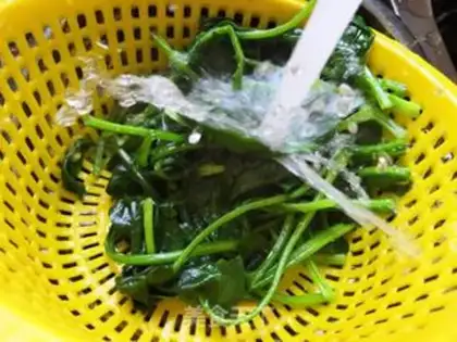 Make Scrambled spinach step 4