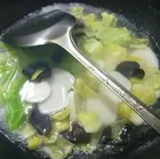 Make Black-muck round-of-bread pastry soup step 9