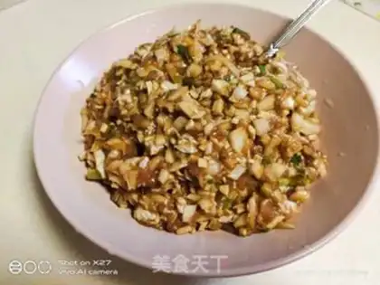 Make Roach and cabbage step 4