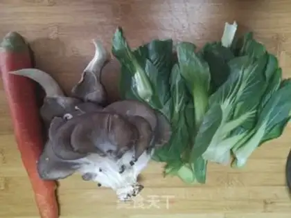 Make Mushrooms and greens step 0
