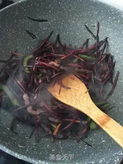Make Pork with purple carrots step 7