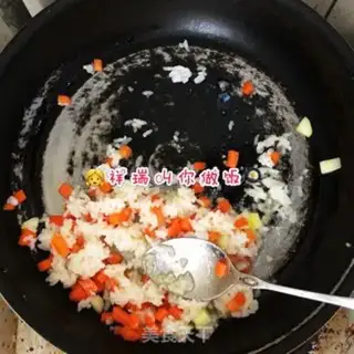 Make Vegetable red rice step 1