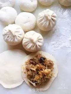 Make A cabbage mushroom fan bun step 10
