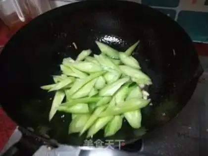 Make Beef cucumber step 5