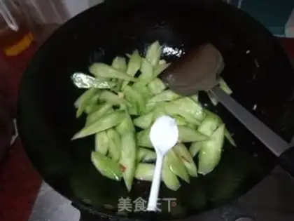 Make Beef cucumber step 6
