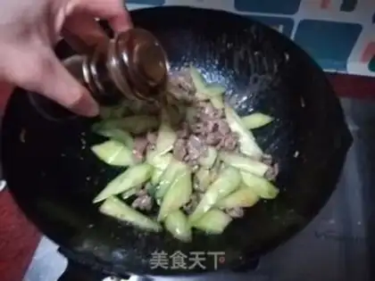 Make Beef cucumber step 9
