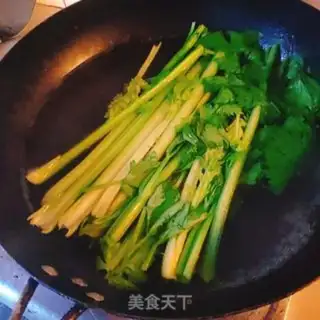 Make Shrimp celery step 1