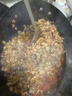 Make Squeeze meat and meat step 7