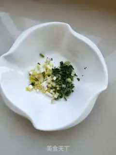 Make Spicy sour dumplings step 1