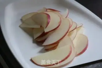 Make Apple roses step 4