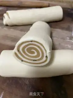 Make Cat ears step 7