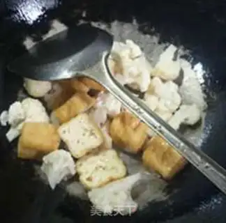 Make Crab mushrooms and tofu florist step 4