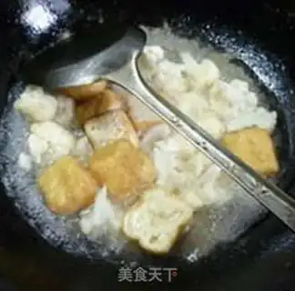 Make Crab mushrooms and tofu florist step 5