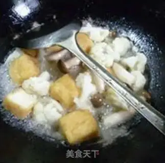 Make Crab mushrooms and tofu florist step 6