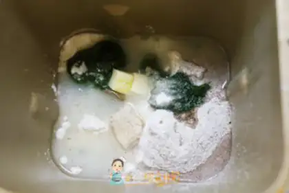 Make Spinach toast step 2