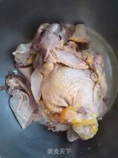 Make Old chicken soup step 0