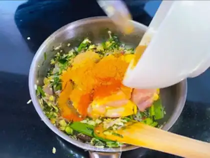 Make Sri Lanka rooster step 3