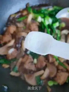 Make Meatball mushroom stew step 15