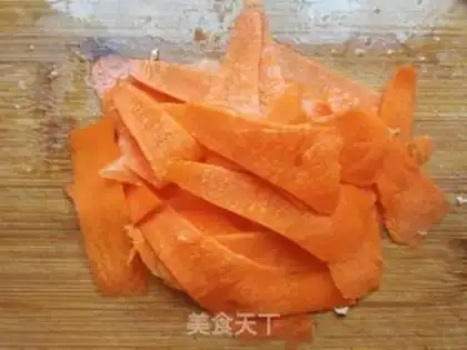 Make Carrot. Dutch beans step 4