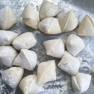 Make Delicious meat buns step 8
