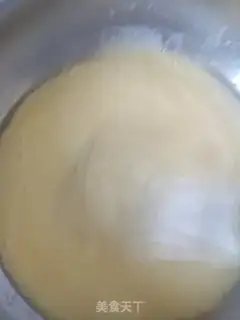 Make Homemade yolk salad sauce step 1