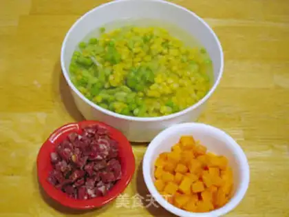 Make Iron pan and sausage and vegetable rice step 0