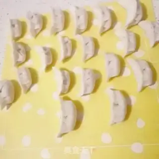 Make Crystal dumplings step 14