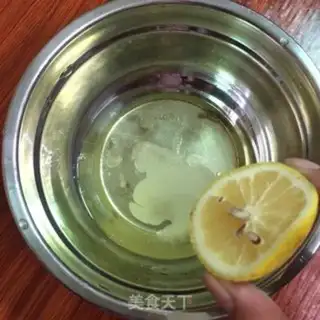 Make Strawberry Twins step 1