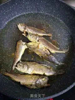 Make Spicy yellowfish step 4