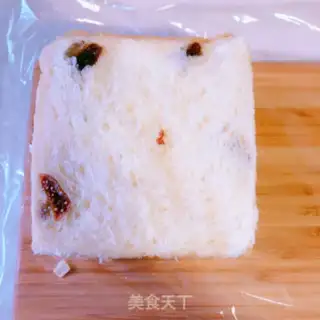 Make A salmon sandwich step 3