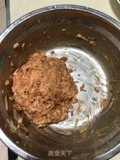 Make Radish meatballs step 1